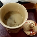 おかもと - フキノトウ、河豚白子、香箱蟹？の茶碗蒸し