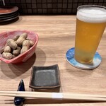 野良のまたたび - 落花生と生ビール