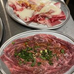 ツラとキモ 炭火焼肉 いわしげ - 