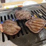 ここ肉 - 