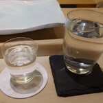 鮨 なんば - 静岡 磯自慢 Nobilemente 大吟醸28と冨士ミネラルウォーター