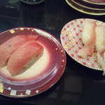 回し寿司 活 活美登利 - 本まぐろトロ＋金目鯛