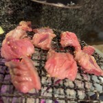 神泉ホルモン 三百屋 - 