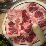 神泉ホルモン 三百屋 - 