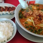 山岡家 - もつ味噌ラーメン、クーポン餃子、小ライス