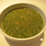 25年12月　カニのブイヨン　エストラゴン風味　ブロッコリーのニョッキと共に・・・