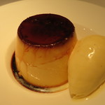 レストラン コバヤシ - 25年12月　昔風カスタードプリン　ヴァニラアイスクリーム添え（あちき）