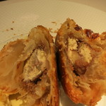 レストラン コバヤシ - 25年12月　丹波栗パイ包み　断面アップ