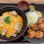 Hinadori Isei - ミニ親子丼と唐揚げ1408円