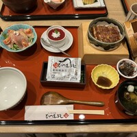 うなぎ和食 しら河 名駅店 - 