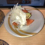 大起水産 海鮮丼と干物定食専門店 - サーモンアボカド３５０円
