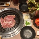 ユッケ 焼肉 生サムギョプサル 手打ち冷麺 ハヌリ - 
