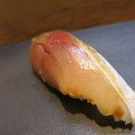 すし 浅尾 - 25年12月　昆布〆鯖　握り（相方）