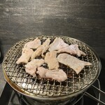 四条ホルモン - 豚ホルモン