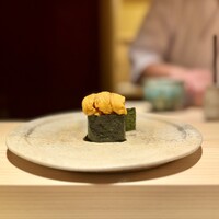 鮨 由う - 