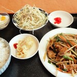 全家福 - レバニラ炒め定食