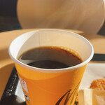 マクドナルド　 - たっぷりコーヒー
ワタシはマックのコーヒーはめっちゃ旨いと思っている