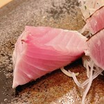 木挽町 とも樹 - 寒ブリの砂摺り部位です