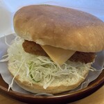 コメダ珈琲店 - フィッシュフライバーガー