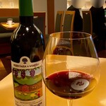 YAMAGATA San-Dan-Delo - Woody Farm Merlot 2019
      山形県 蔵王ウッディファーム
      山形県産の葡萄を使った赤ワイン