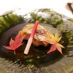 新ばし 星野 - 「焼物」喉黒（紅瞳、対馬産）の山椒焼き