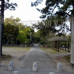 大砲ラーメン - 鳥居をくぐって真っ直ぐ行くとこうなっています。豊宇気比売神　（とようけひめのかみ）