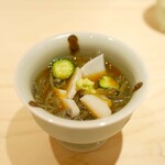 新ばし 星野 - 「冷物」天然赤芽蓴菜、三陸の鮑
