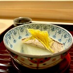 多仁本 - 鰤大根　お出汁が沁みます