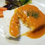 キッチン ブルー グローブ - テリーヌをカット