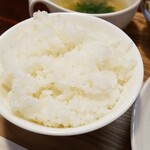 キッチン ブルー グローブ - ご飯大盛りのアップ