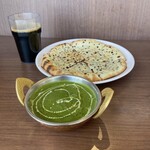 ナンハウス - 料理写真:チョコナンセット。カレーは野菜ほうれん草