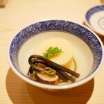 新ばし 星野 - 「煮物」福岡の若竹煮、子持ち烏賊、蕨、木芽 2020年