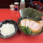 横浜ラーメン 田上家 - 