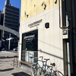 Counterpart Coffee Gallery - 大通り沿いに面したかっこいいカフェ