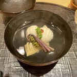 新ばし 星野 - 「椀物」鮎魚女の葛叩き 2022年4月