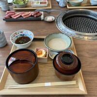 しゃぶしゃぶと焼肉 わにく ミッドランドスクエア店 - 
