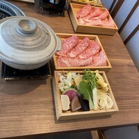 しゃぶしゃぶと焼肉 わにく ミッドランドスクエア店 - 