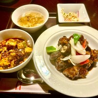 過門香 銀座本店 - 黒酢の酢豚セット（麻婆豆腐小丼）