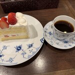 椿屋珈琲 花仙堂 - ストロベリーショートケーキとコーヒー