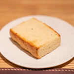 ARMONICO - じゃがいもを練り込んだフォカッチャ