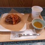 甘味や 澤田商店 - キムチ入りの焼き芋