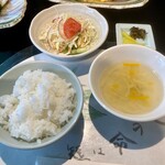 海華 - ランチメニューのご飯・スープ・サラダ