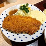 海鮮丼 日の出 - 