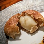 蒼 - 江別市 雉子谷さん　百合根「月光」のパン包焼き。幻の百合根「月光」は、糖度が23%もあるそう。メロン超え。パンに包んでローストすることで甘み旨みを閉じ込めて。