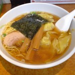 石狩亭 - 雲吞麺850円