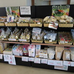 一筆啓上茶屋 - 地元農家の直売所