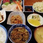 小香女 - 刺身盛り合わせ定食
