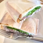 Ha ra - Grilled Salmon sandwich