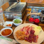 和牛専門店生ホルモン ちえちゃん - 焼肉定食