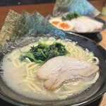 横浜家系ラーメン 若草家 春日井店 - 